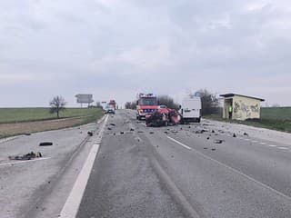 AKTUÁLNE Strašná zrážka s kamiónom: Hlásia obeť! Z FOTO z miesta nešťastia mrazí