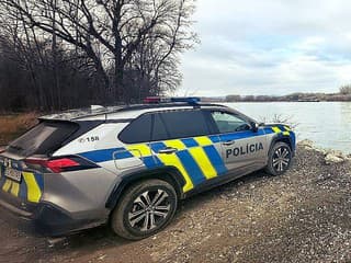 STRAŠNÁ TRAGÉDIA na známom jazere: Muž sa stratil manželke, hlásia fatálne následky. Prvé INFO z miesta nešťastia