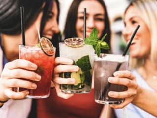 Svieže nápoje z domácich sirupov: 5 kombinácií, ktoré si obľúbite