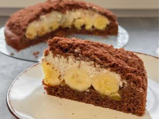 Legendárna krtkova torta plná banánov a lahodného krému