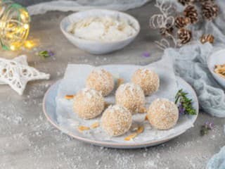 Kokosové guľky z keksov: Na Silvester – jednoduché a rýchle