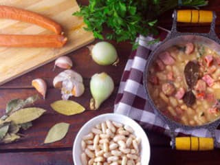 Fazuľová polievka na kyslo: Kedy pridať ocot, aby sa nezrazila?