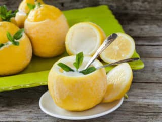 Citrónový sorbet: Osviežujúci dezert, ktorý očarí vašich hostí