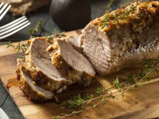 Ako ohriať pečené mäso? 4 overené postupy, aby vám nevyschlo