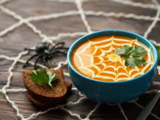 Halloweenské menu: Strašidelne dobré recepty pre celú rodinu