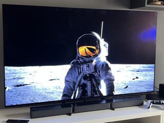 RECENZIA OLED telka, ktorá je tenšia ako mobil: Čo dokážu jej AI funkcie?