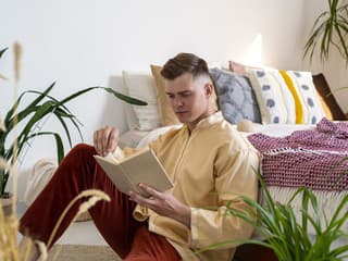 Čítanie je stále cool: Je to super spôsob odreagovania, ktorý ti dokáže znížiť stres