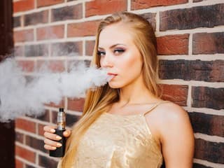 Vaping nie je len neškodná para: E-cigarety môžu mať na telo väčší vplyv, než si myslíš