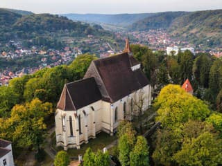 Kde zoženieš najlepšie jedlo v Trenčíne? Tu si vychutnáš najlepšie burgre, pizzu aj ázijskú kuchyňu