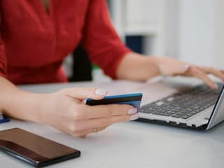 Slováci si priplatia, blížia sa nové poplatky za lacné zásielky z Číny: Nové detaily sú vonku