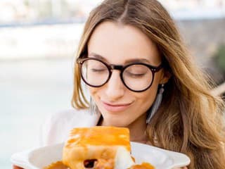 KVÍZ Suši aj pizzu určite poznáš: Určíš aj ďalšie známe jedlá svetovej kuchyne?