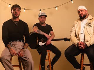 Tomy Kotty sa rozhodol byť úprimný sám k sebe: Výsledkom je nová skladba v spolupráci s Jaroslavom Oláhom