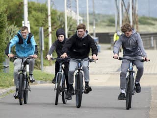 Dnes môžeš nechať auto doma: Svetový deň bez áut vracia mestské ulice chodcom a cyklistom