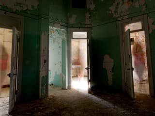 Dedina pri Piešťanoch bola kedysi domovom liečebne: Čo ukrýva miestny kaštieľ?