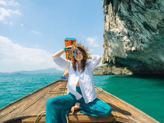 Kamera, čln a vidina virálneho videa: Influenceri sa vydávajú za ľuďmi, ktorí o ich návštevu nestoja