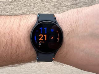 RECENZIA Rovnaké funkcie v menšom tele: Ako sa nám osvedčili nové smart hodinky Galaxy Watch FE?