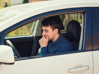 4 šoférske zlozvyky, nad ktorým tvoje auto zaplače: Môžu ťa stáť stovky eur