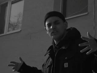 Studená rapová nostalgia: Dyzivv a jeho nový track „Vietor“ ti nabudí zimomriavky