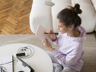 Umelá inteligencia ako terapeut? Pozor na to, komu zveruješ svoje bolesti a tajomstvá