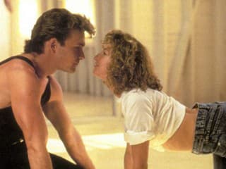 15 ikonických romantických dvojíc z filmového plátna: Baby z Hriešneho tanca nezostala v kúte