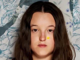 Hviezda seriálu The Last of Us sa považuje za nebinárnu osobu: V detstve trpela zvláštnou fóbiou
