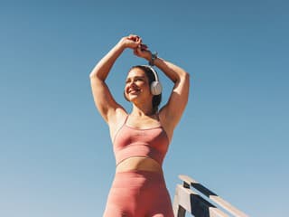 Prečo hudba ovplyvňuje tvoj výkon pri cvičení? Veda ponúka vysvetlenie