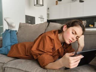 KVÍZ Známe slovenské herecké osobnosti: Uhádneš všetkých aj z rozmazanej fotky?