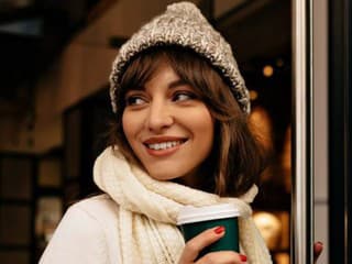 Ranná káva s príchuťou plastu? Odborníci varujú pred mikroplastami v horúcich nápojoch