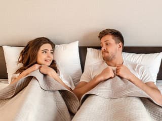 Prečo je prvý sex pre mnohých úplne iný, než si predstavovali: Odpoveď ťa určite prekvapí