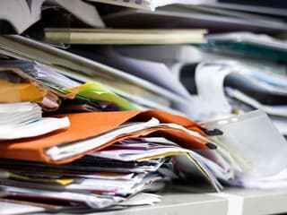 Opustená banka v srdci hlavného mesta: Urbexer objavil aj neskartované dokumenty