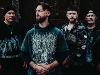 Bullet For My Valentine sa vracajú so Social Apocalypse. Nový album bude o svete rozdelenom technológiami
