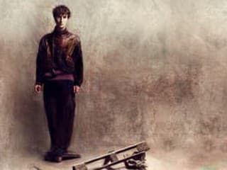 Mimo radar: Dove Ellis prináša art-popový debut s éterickým tenorom