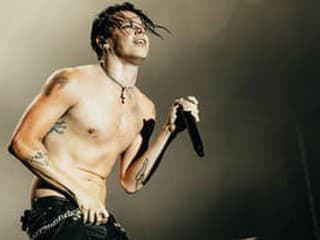 Bludfest 2026 splnil vysoké očakávania. Yungblud v Hradci Králové odpálil emočný ohňostroj a vytvoril dokonalý safe space