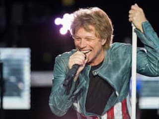 Jon Bon Jovi hlási návrat na pódiá: Po operácii hlasiviek je úplne zotavený