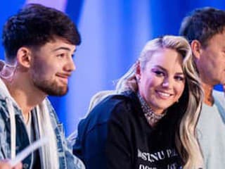 SuperStar rozdávala Golden Tickety od prvej minúty. Najväčšie prekvapenie však prišlo s hitom Věry Špinarovej