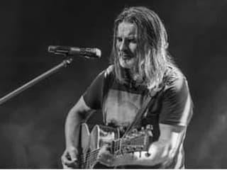 Najprv som to prijať nechcel, našťastie som zmenil názor, hovorí Ray Wilson o hraní v Genesis. Už v nedeľu vystúpi v Bratislave