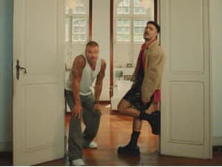 Ricky Martin a Pedro Sampaio spájajú latino pop s brazílskym funkom