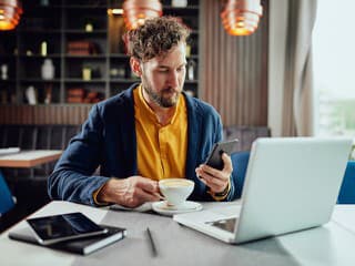 Práca snov nemusí byť vo vašom meste. Objavte, ako začať online už dnes