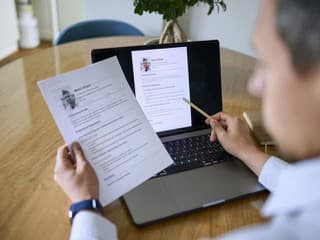 Ako napísať moderné CV pre rok 2026: Čo vymazať a aké zručnosti vrátane AI zvýrazniť