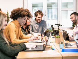 Pracovné trendy, ktoré úplne menia pravidlá hry pre mladých profesionálov