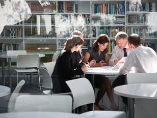 Umelá inteligencia vám vezme prácu? Pravda je iná: Takto sa stanete nenahraditeľnými v ére AI