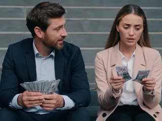 Rovnaký plat za rovnakú prácu: Parlament schválil prelomový zákon, firmy čakajú nové povinnosti