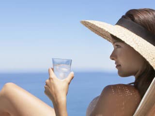 Plánujete letnú dovolenku? Tieto tipy vám ušetria stovky eur aj nervy