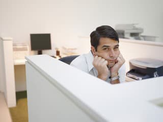 Vernosť firme: Cnosť, alebo kariérna samovražda?