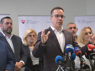 Práca namiesto dávok prináša prvé výsledky: Čo sa mení pre ľudí v hmotnej núdzi?