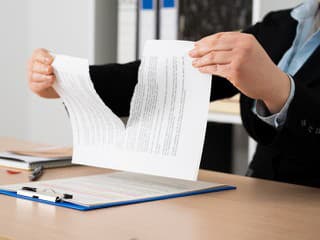 Až 200-tisíc pracovných miest v Európe môžu zrušiť: Ohrozený je tento jeden sektor!