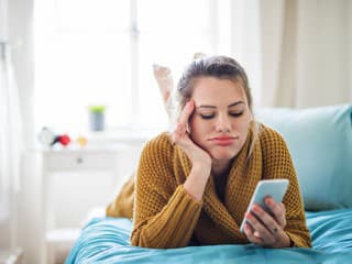 Mladé ženy sú čoraz častejšie bez práce: Nová analýza odhalila dôvod!