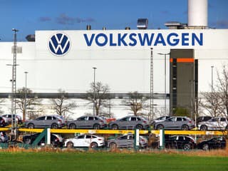 Volkswagen plánuje zatvoriť továrne a prepustiť desiatky tisíc pracovníkov