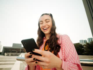 Dohovoríte sa v práci s generáciou Z? Týchto 13 trendy fráz by ste mali poznať