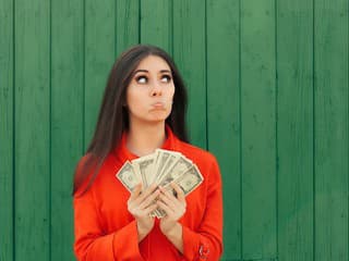 Firmy v Nemecku očakávajú pokles miezd v dôsledku zavádzania umelej inteligencie
